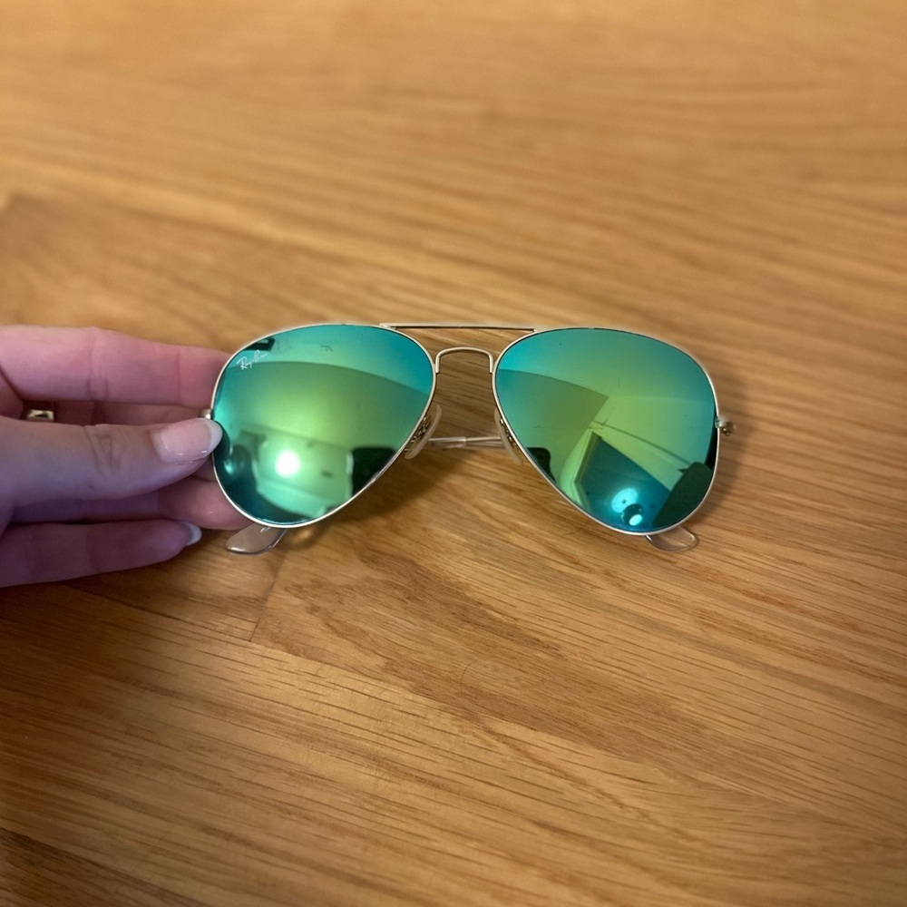 Ray-Ban Gold Aviator Sunglasses with Green-Blue Mirrored Lenses